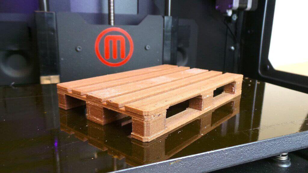 Wooden EUR pallet 3D print. Photo by Creative tools